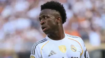 اتخذ هذا القرار! .. وكيل فينيسيوس جونيور يرد رسميًا على انتقال نجم ريال مدريد إلى الأهلي
